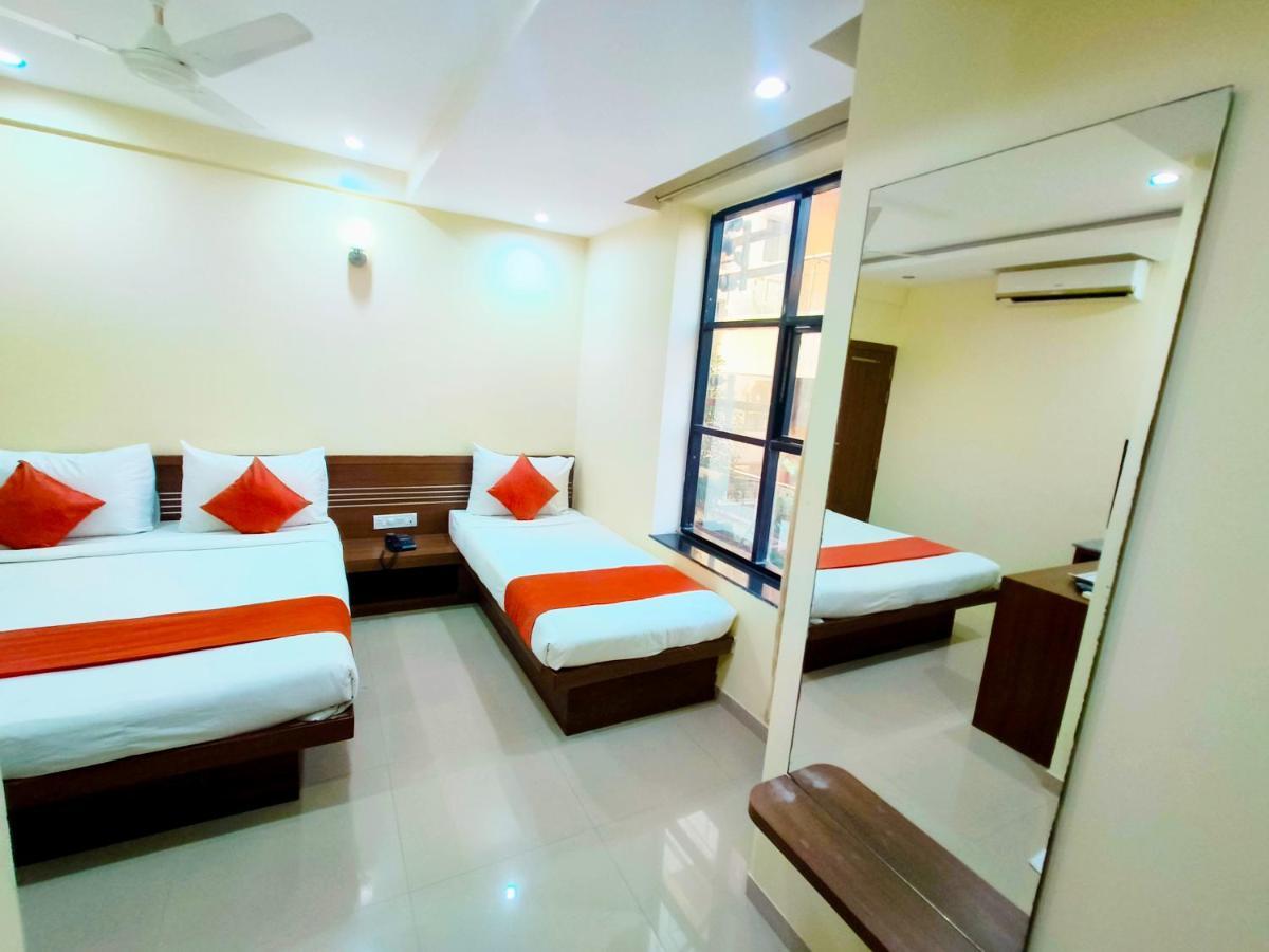 Sai Srushti By Neem Square Hotel Shirdi Exterior foto