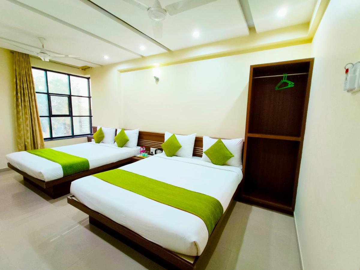 Sai Srushti By Neem Square Hotel Shirdi Exterior foto